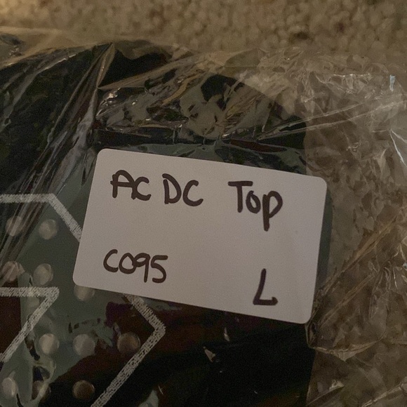 AC/DC ACDC Graphic Cropped Black Highway To Hell Tee Sz Large - Picture 10 of 10